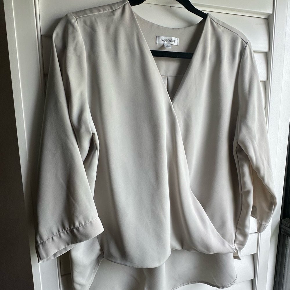 Prologue Soft Cream V-Neck Blouse